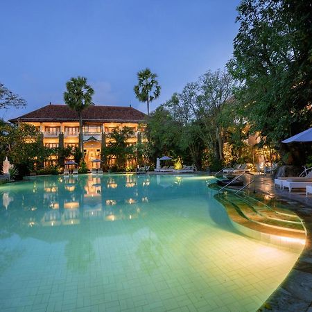 Hotel Kumala Pantai Legian Zewnętrze zdjęcie
