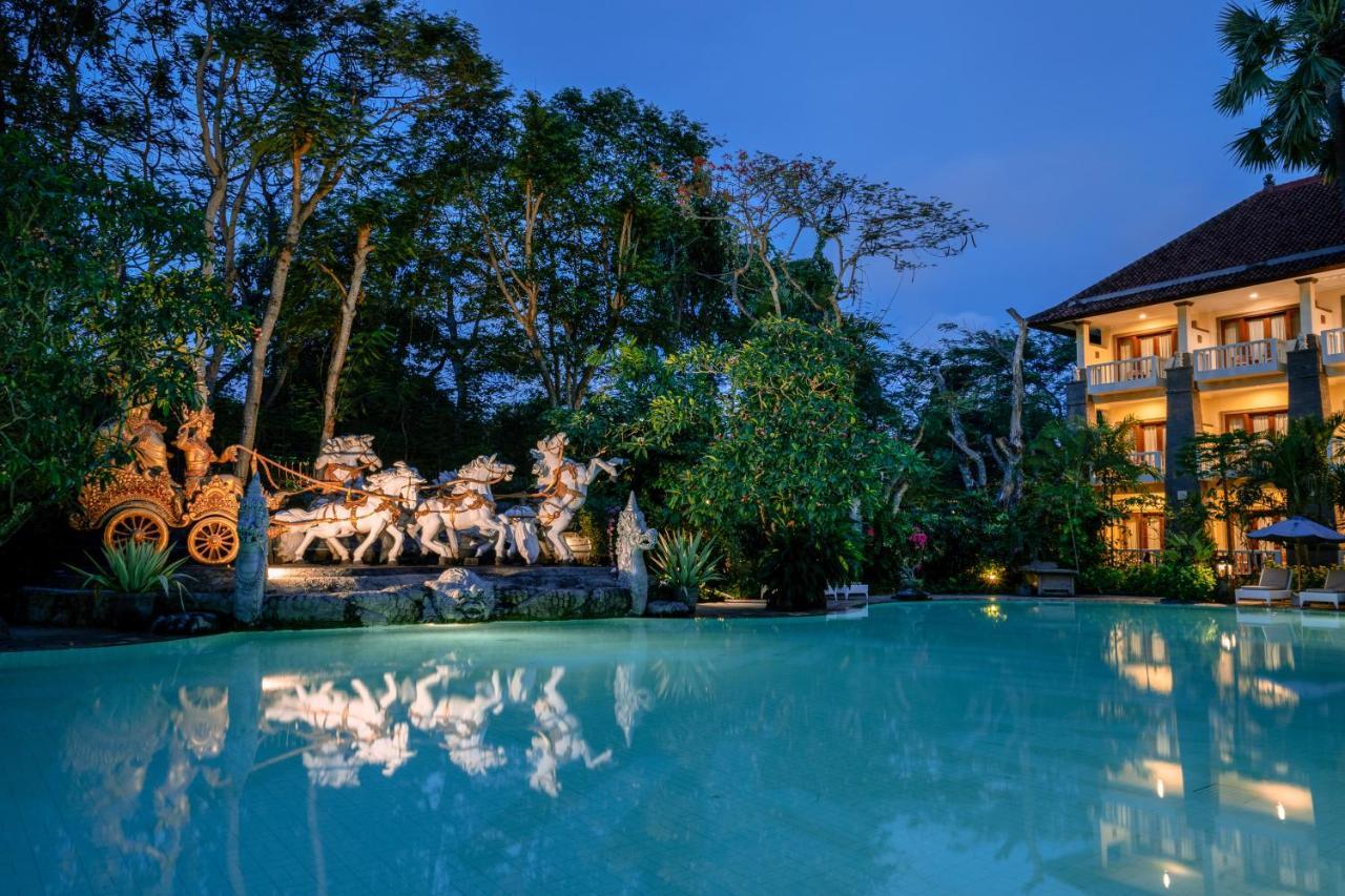Hotel Kumala Pantai Legian Zewnętrze zdjęcie