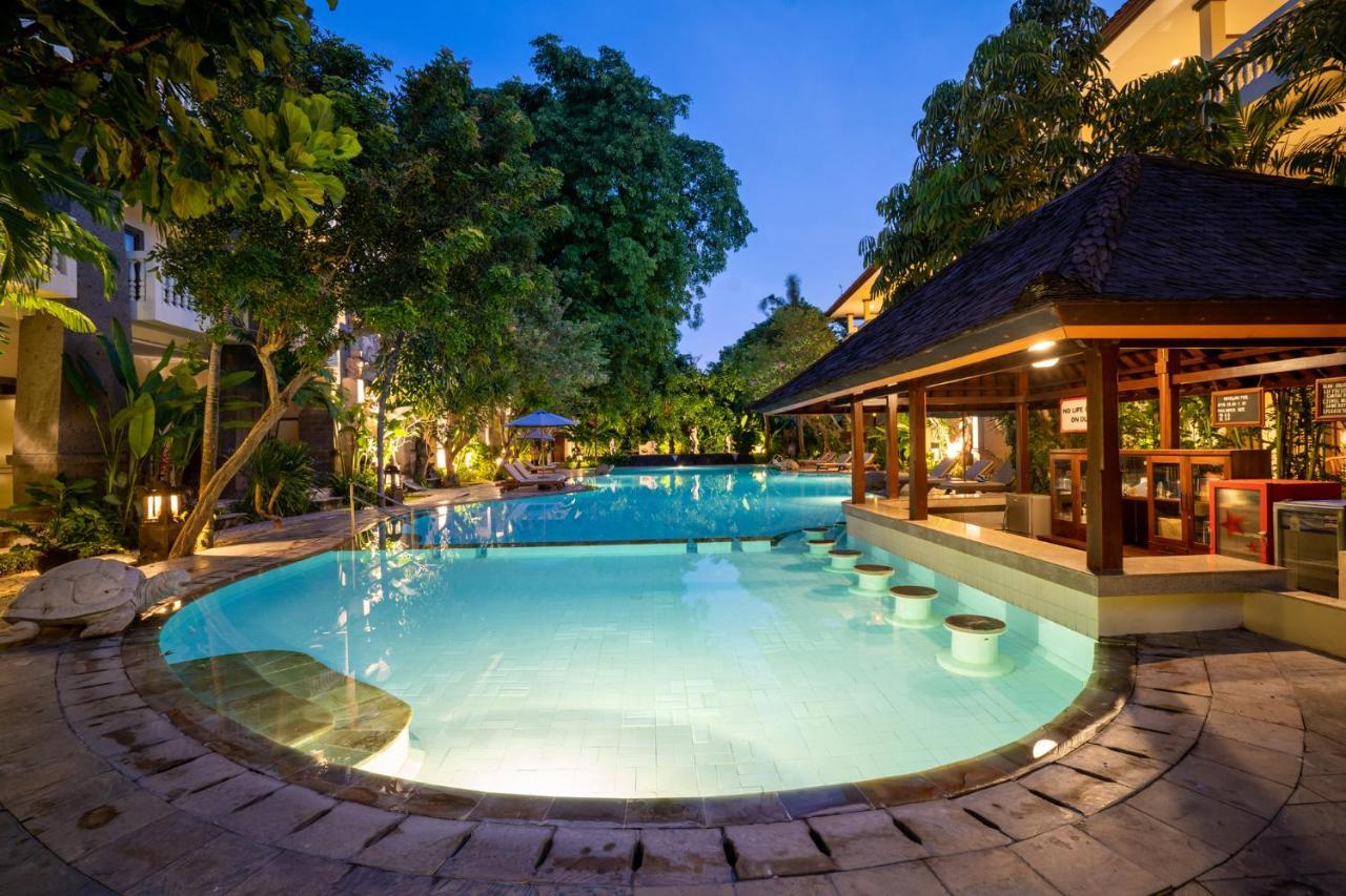 Hotel Kumala Pantai Legian Zewnętrze zdjęcie
