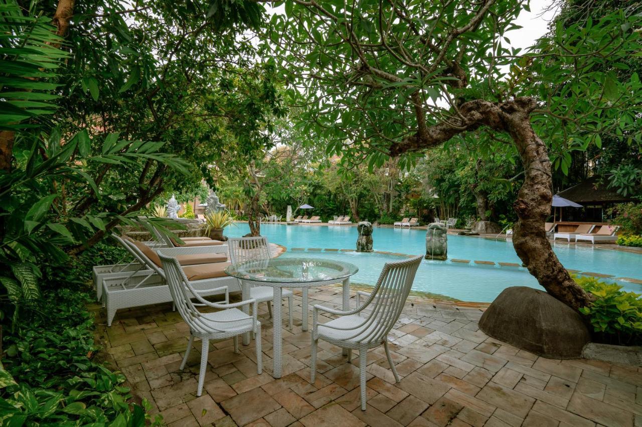 Hotel Kumala Pantai Legian Zewnętrze zdjęcie
