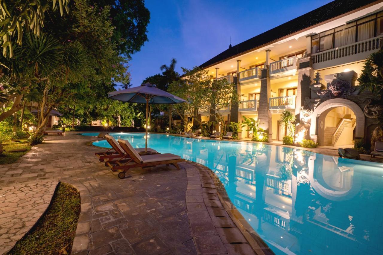 Hotel Kumala Pantai Legian Zewnętrze zdjęcie