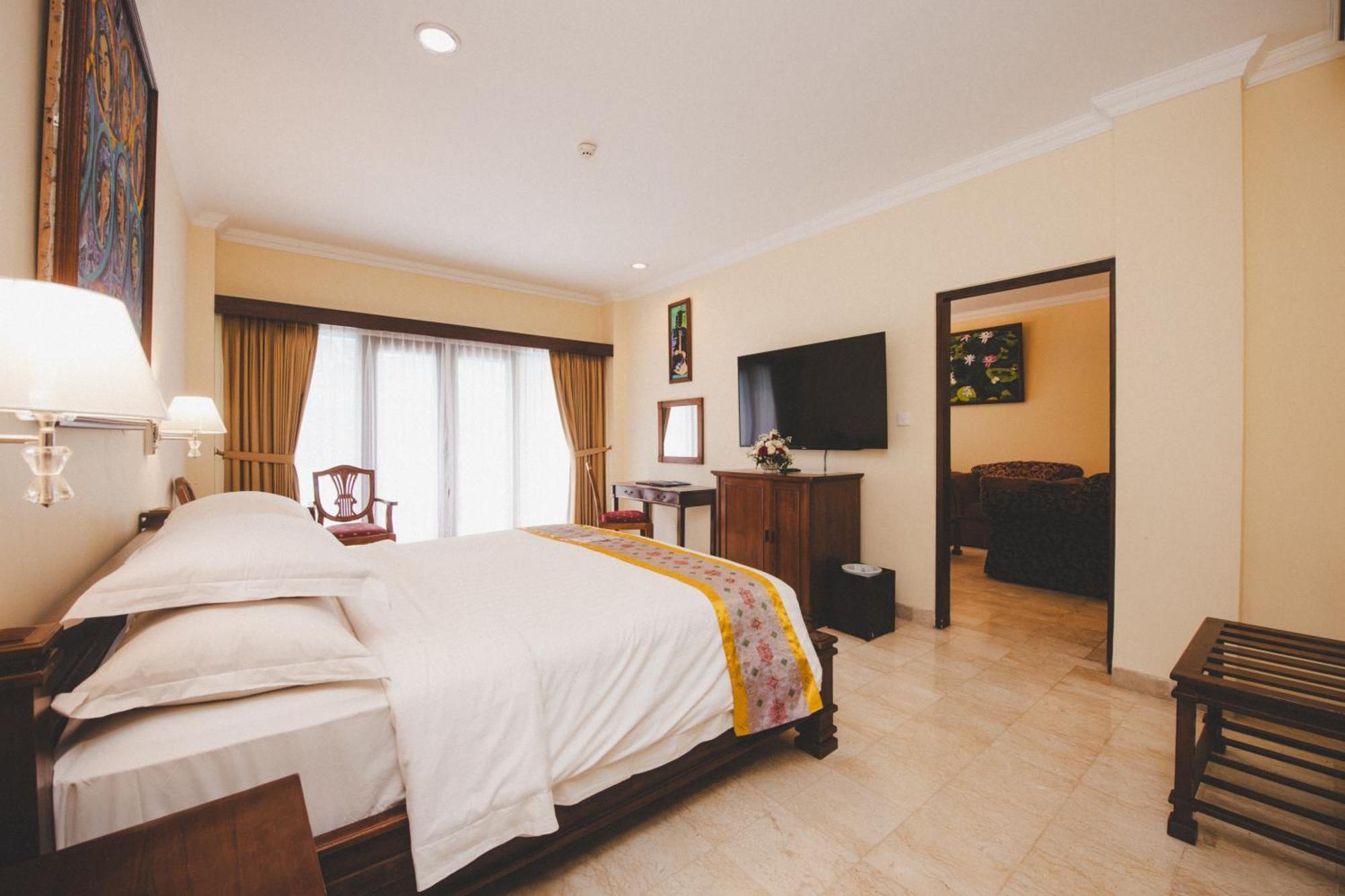 Hotel Kumala Pantai Legian Zewnętrze zdjęcie