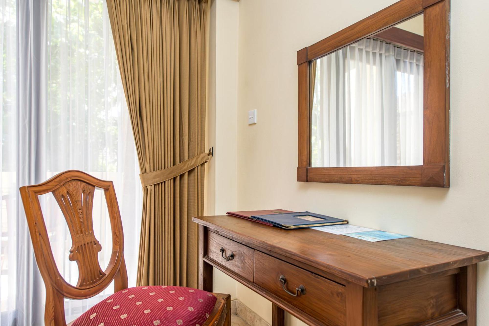 Hotel Kumala Pantai Legian Zewnętrze zdjęcie