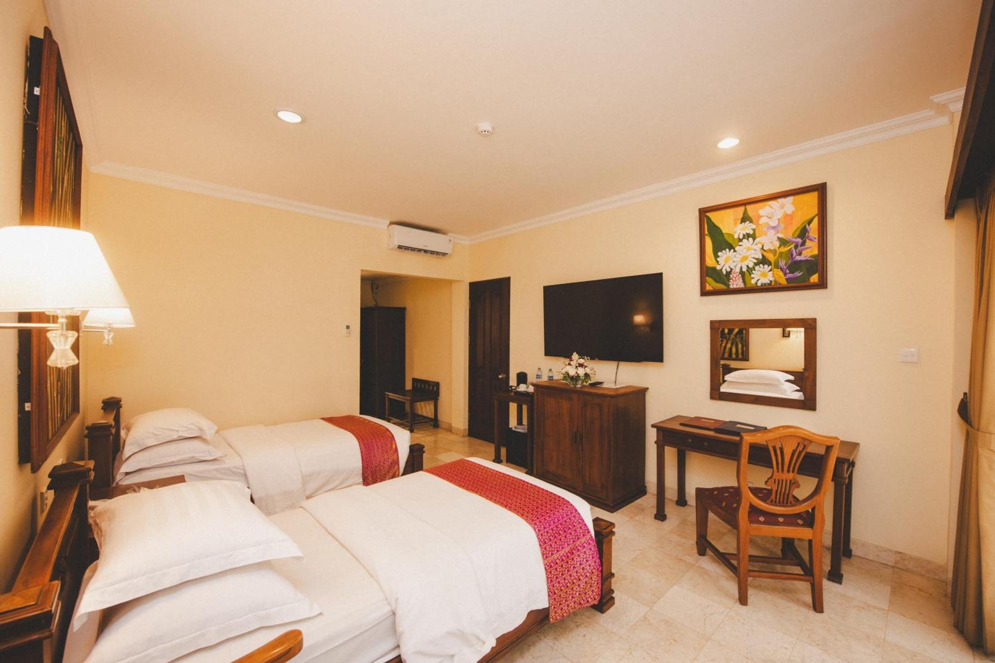 Hotel Kumala Pantai Legian Zewnętrze zdjęcie