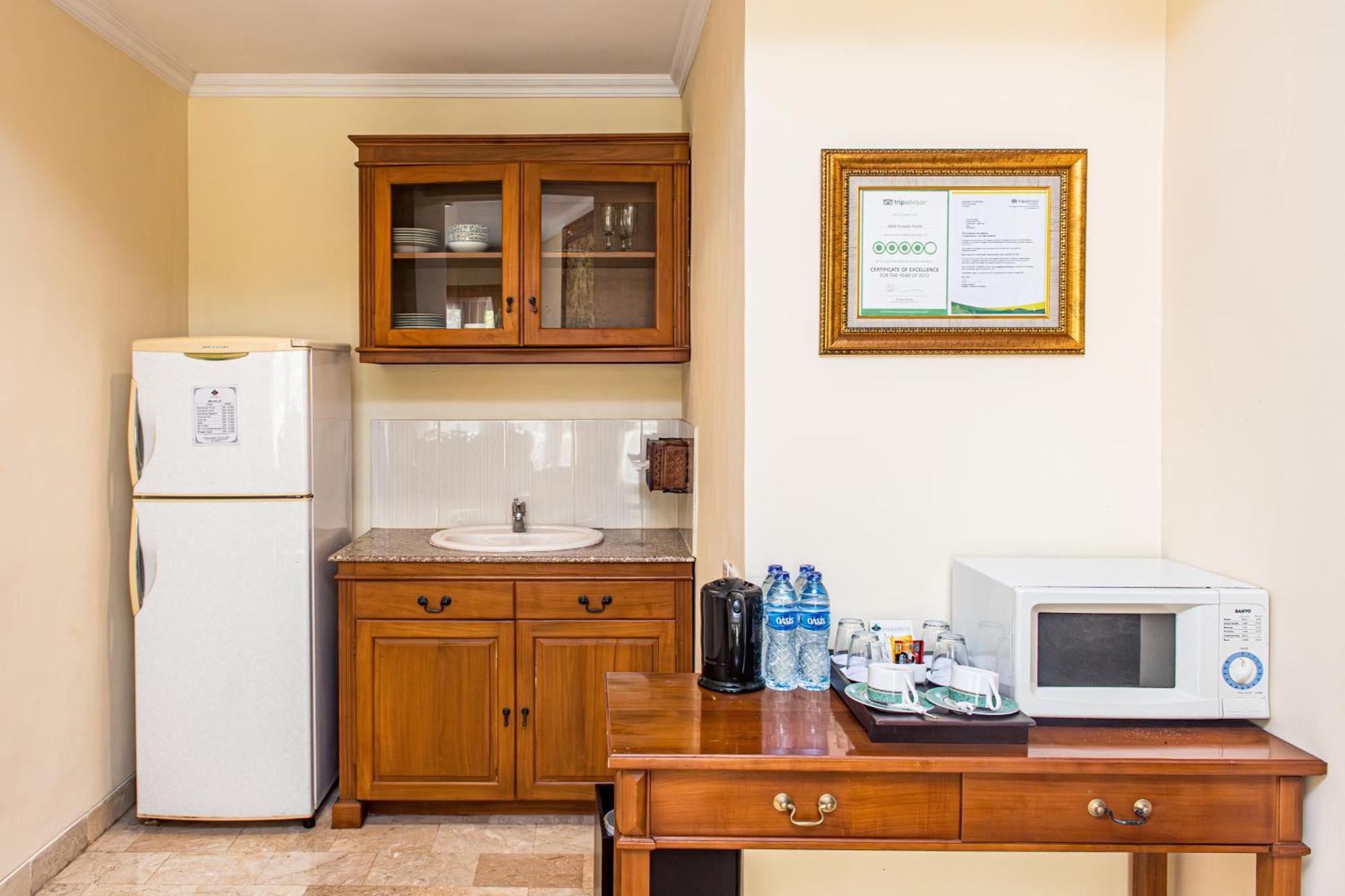 Hotel Kumala Pantai Legian Zewnętrze zdjęcie