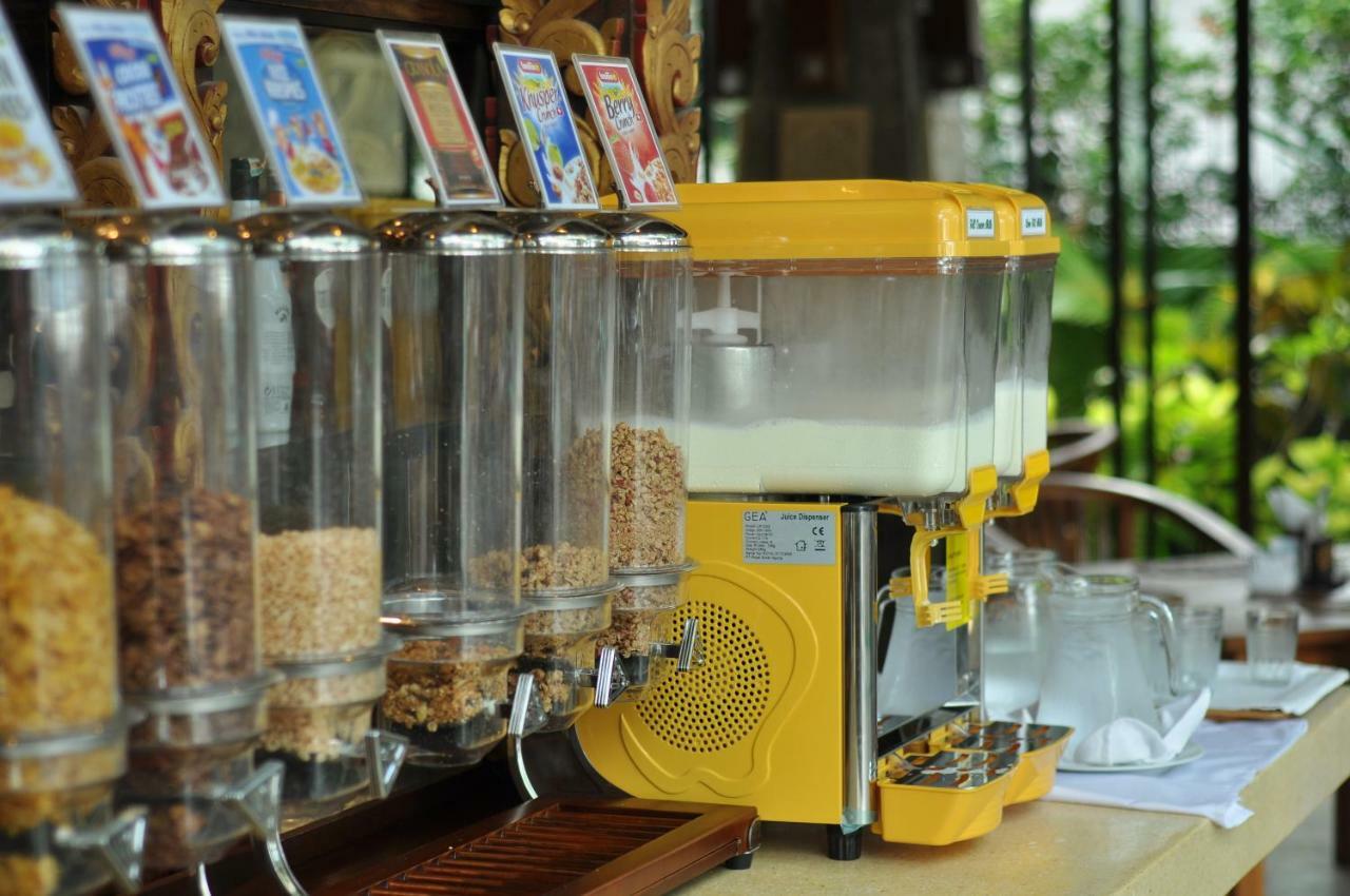 Hotel Kumala Pantai Legian Zewnętrze zdjęcie